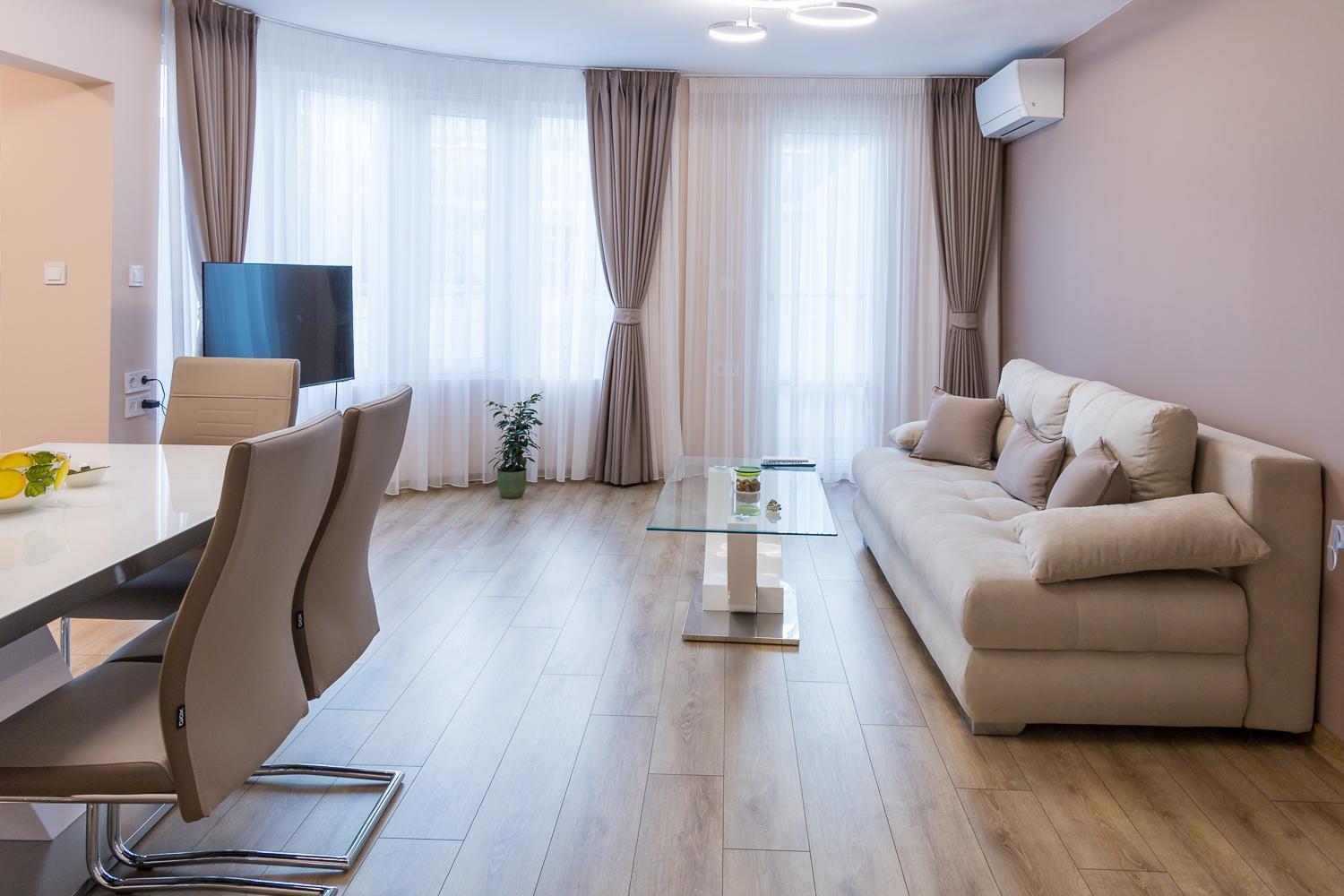 Comfy Home In The Heart Of Burgas Ngoại thất bức ảnh